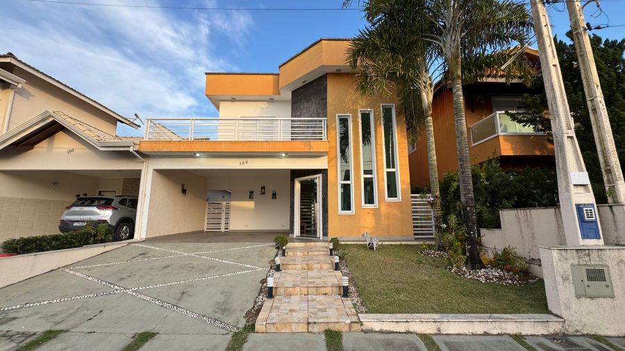 Sobrado em Condomínio - Venda - Jardim Márcia - Peruíbe - SP